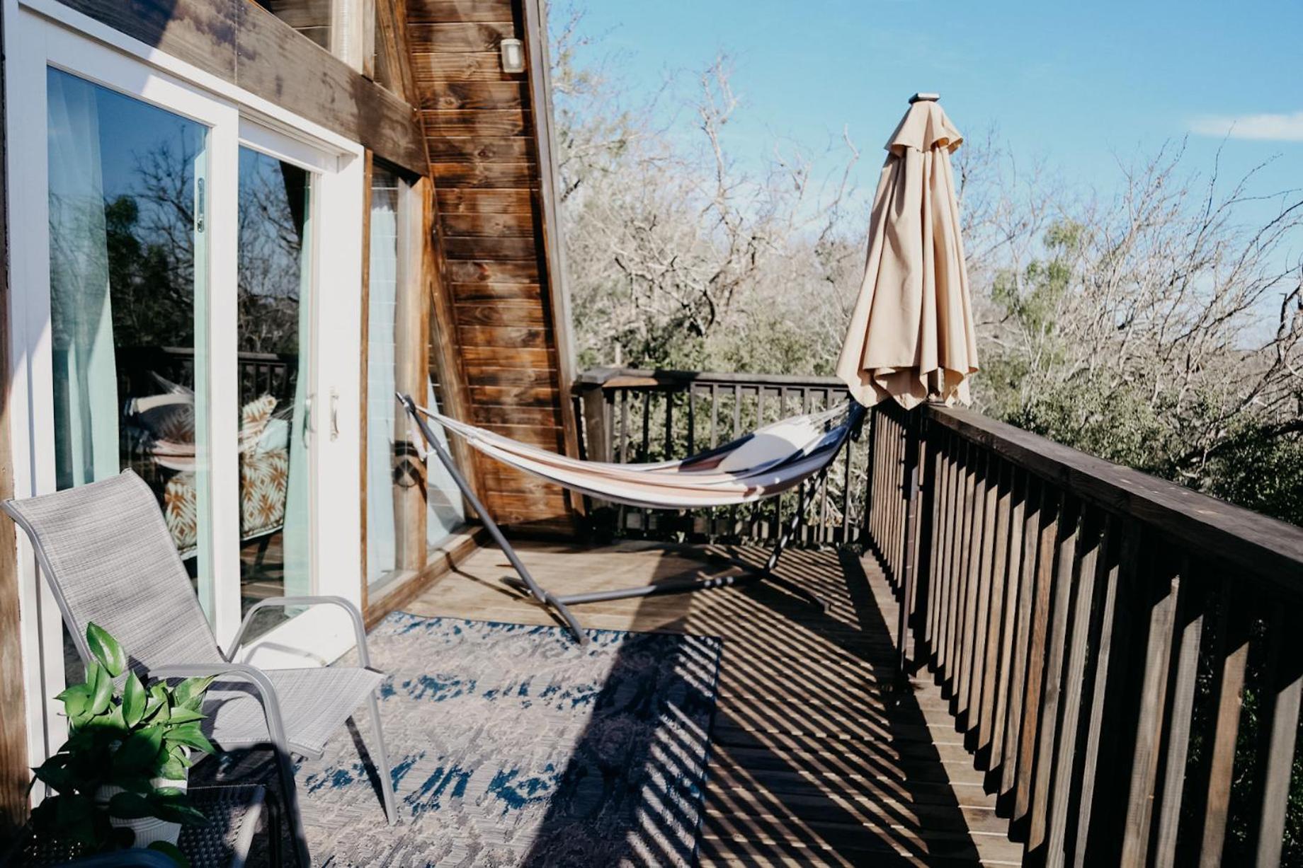 The Maverick: A-frame W/ Hammock And Tree View Chalet *