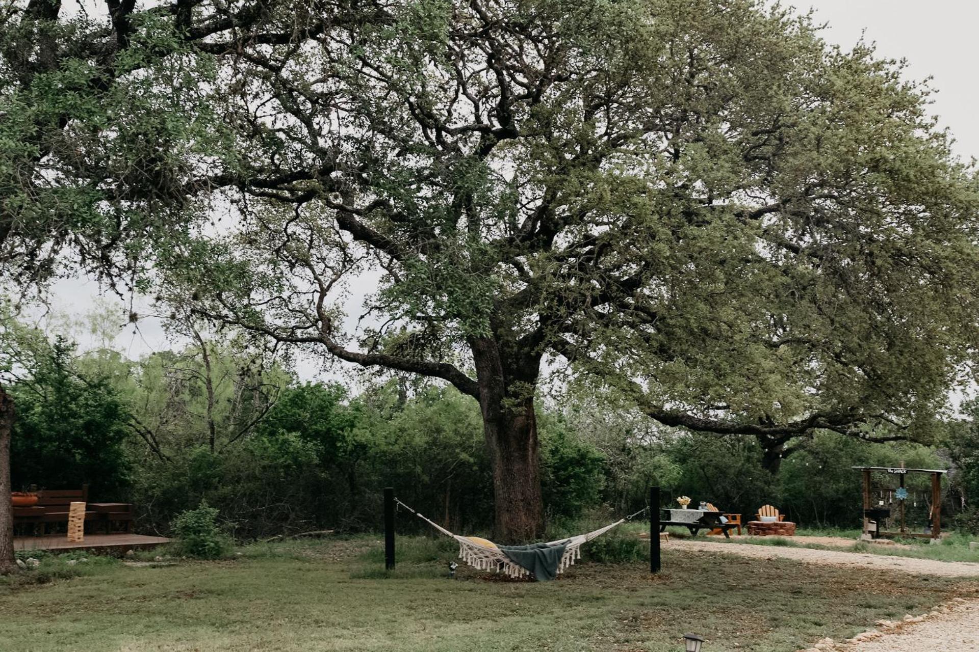 The Maverick: A-frame W/ Hammock And Tree View * New Braunfels